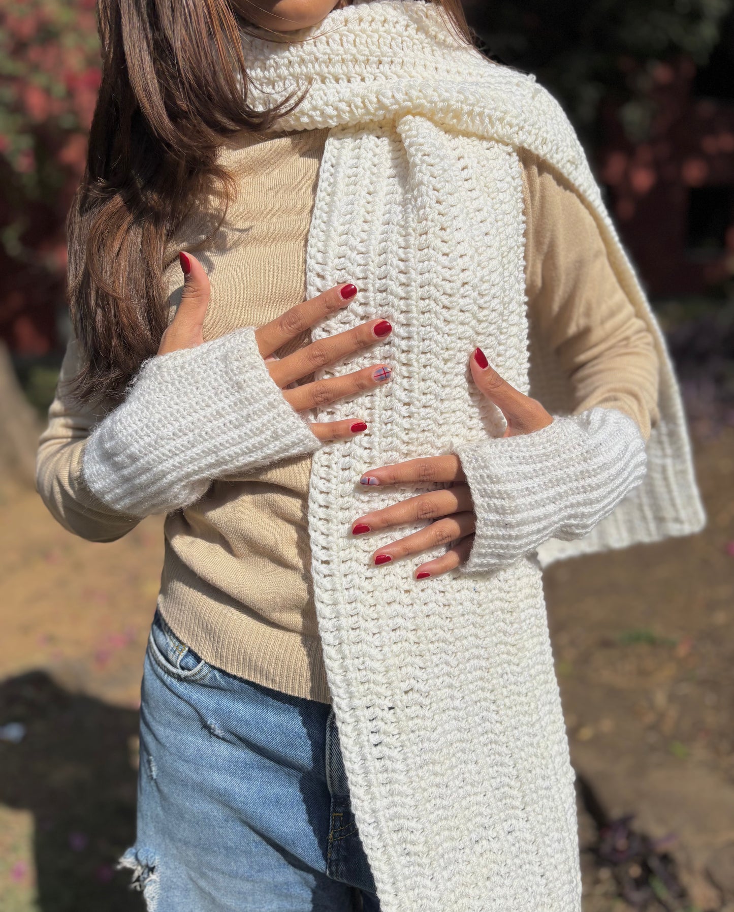 Pure White Crochet Muffler