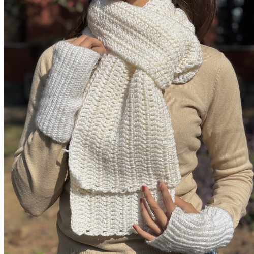 Pure White Crochet Muffler