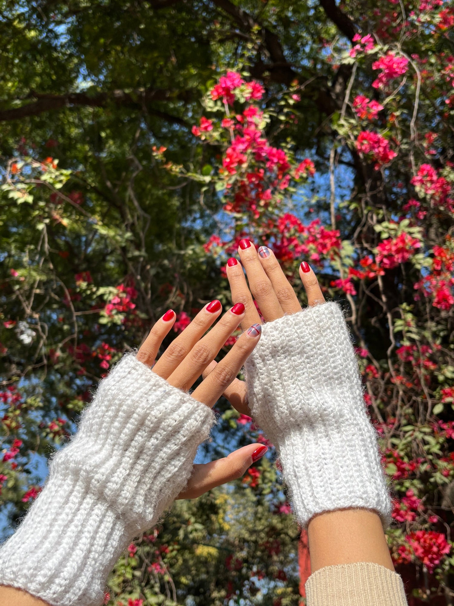 CROCHET GLOVES
