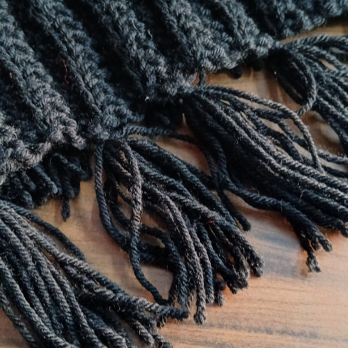 Ribbed Crochet Muffler | Black | Unisex