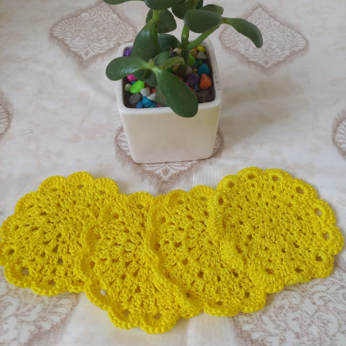 Crochet Coasters Set | Round | Set of 4 | Yellow