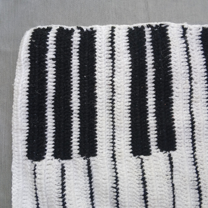 Crochet Piano Muffler | Handmade | Black & White | Unisex Winter Scarf